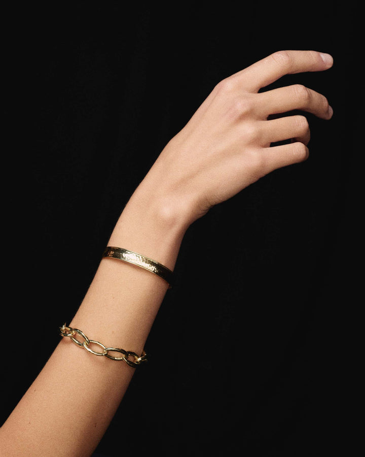 18K Gold Chain Link Bracelet Stacked on Wrist - On Model | IPPOLITA
