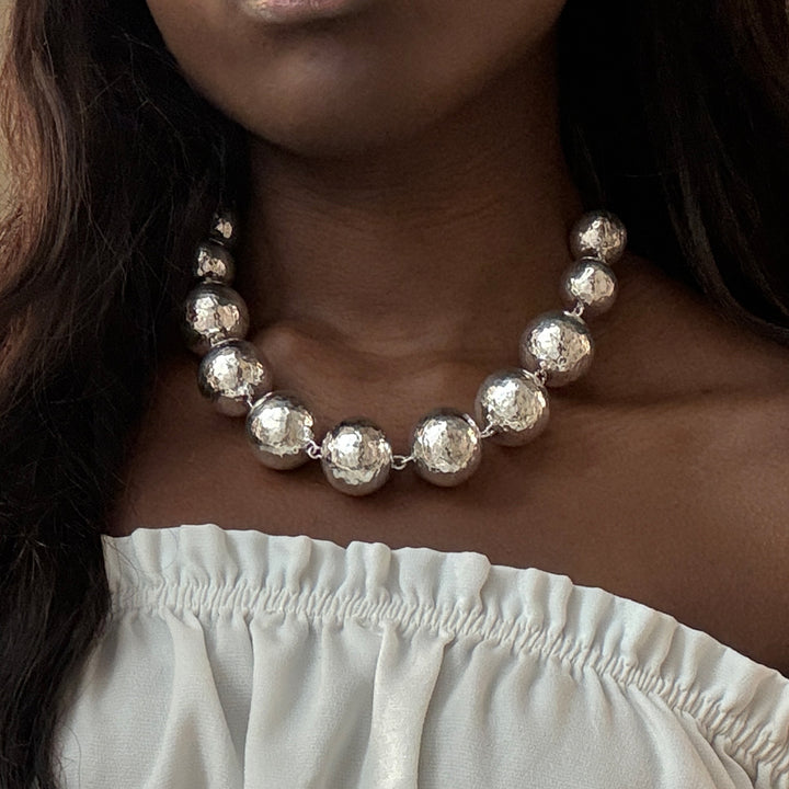 Hammered Ball Graduated Necklace