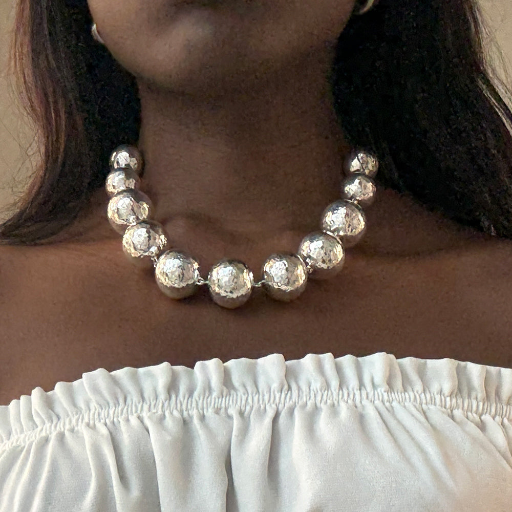Hammered Ball Graduated Necklace