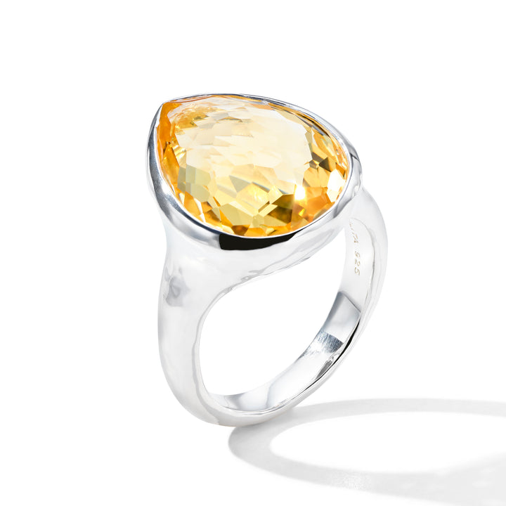 Medium Teardrop Ring