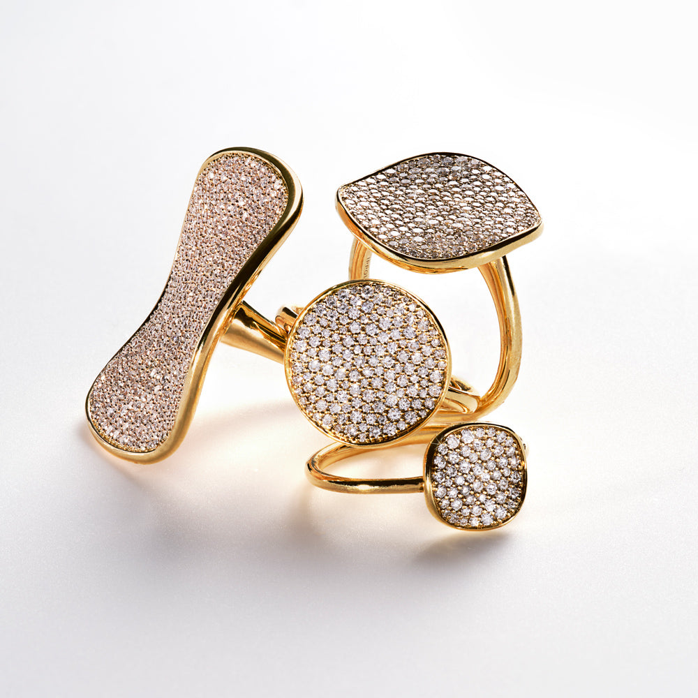 CAREERING STARDUST (18K） IPPOLITA Large Stardust Flower Ring in 18K Gold with Diamonds
