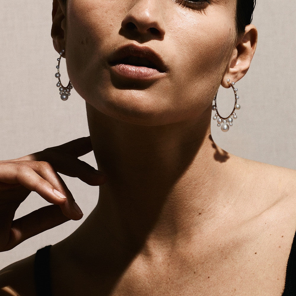 18K Gold Radiating Hoop Earrings - On Model Portrait | IPPOLITA